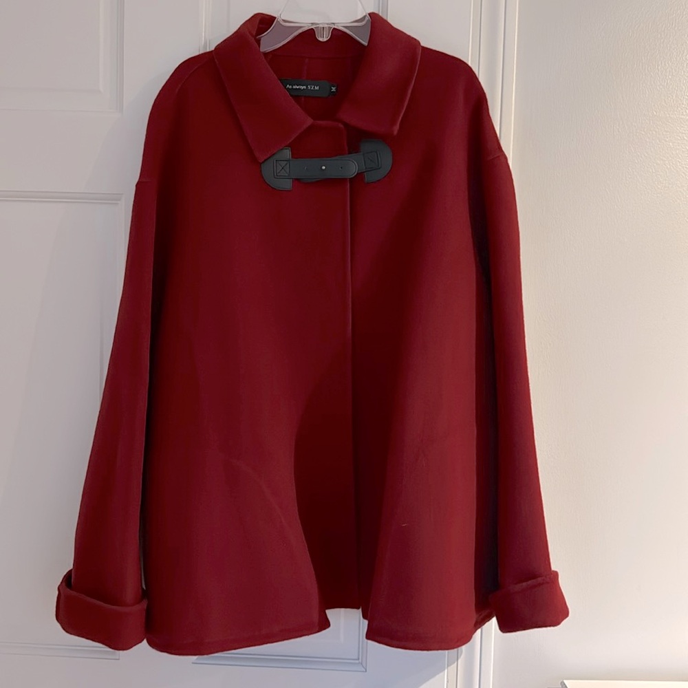 Women’s cape style wool coat